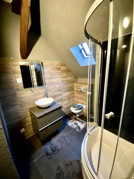 12: Privatzimmer Fuer Reisende Durch Koblenz Koblenz  Exterior foto